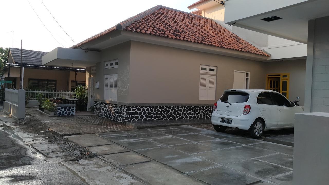 Roemah Kesambi 호텔 치레본 외부 사진